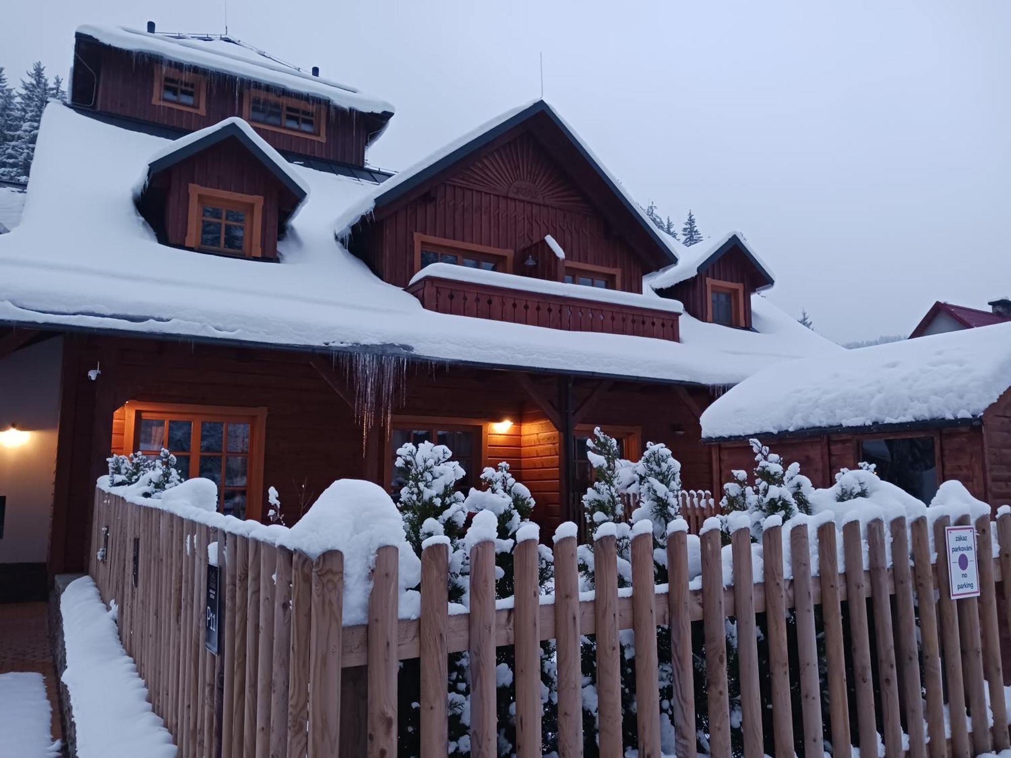 Apartman Jezerne Velké Karlovice Exterior photo
